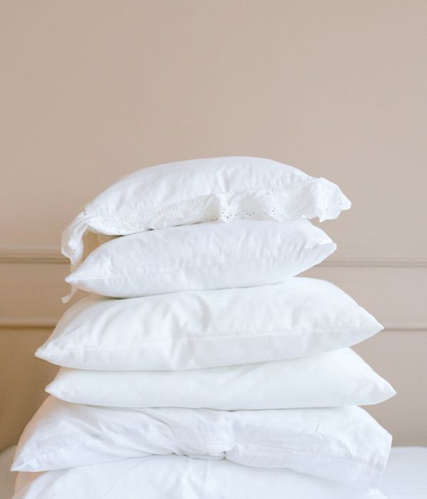 contemporary minimalist living room design